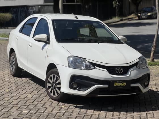 TOYOTA ETIOS 1.5 X SEDAN 16V FLEX 4P MANUAL
